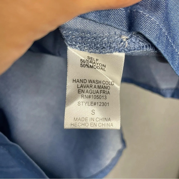 Andree by Unit Chambray Modal Blend Puff Layer Sleeve Button Down Top - Picture 4 of 6